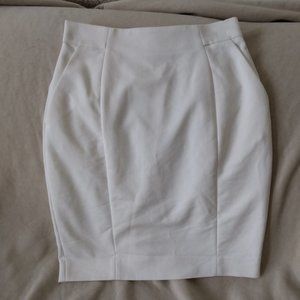 H&M Cream Pencil Skirt with Pockets